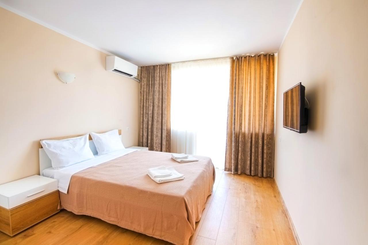 House With Garden Hotel Pomorie Ngoại thất bức ảnh
