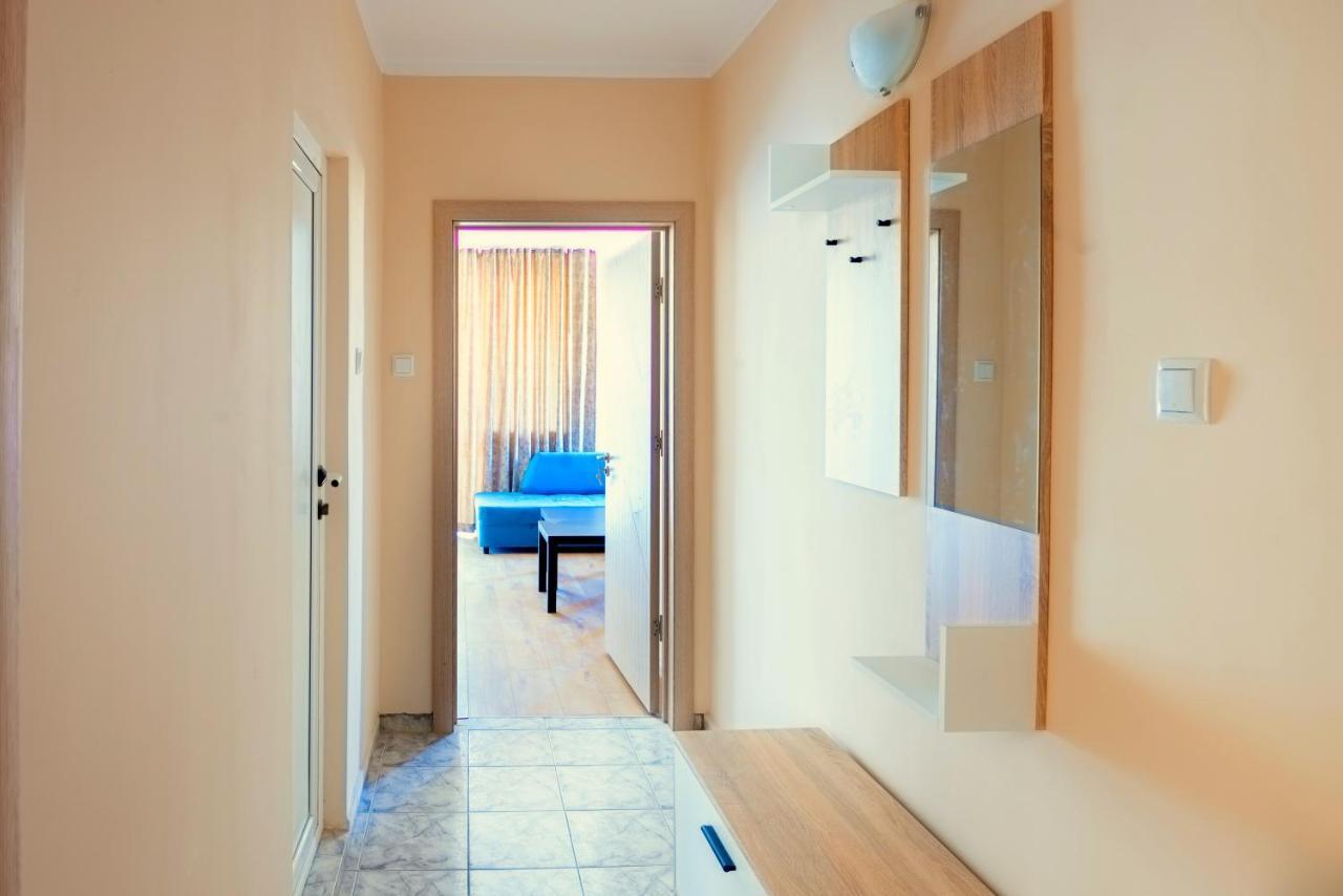 House With Garden Hotel Pomorie Ngoại thất bức ảnh