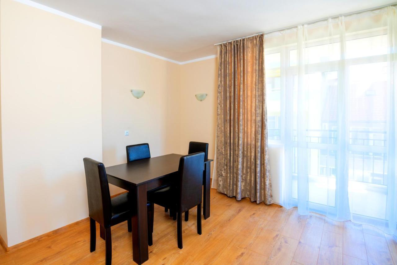 House With Garden Hotel Pomorie Ngoại thất bức ảnh