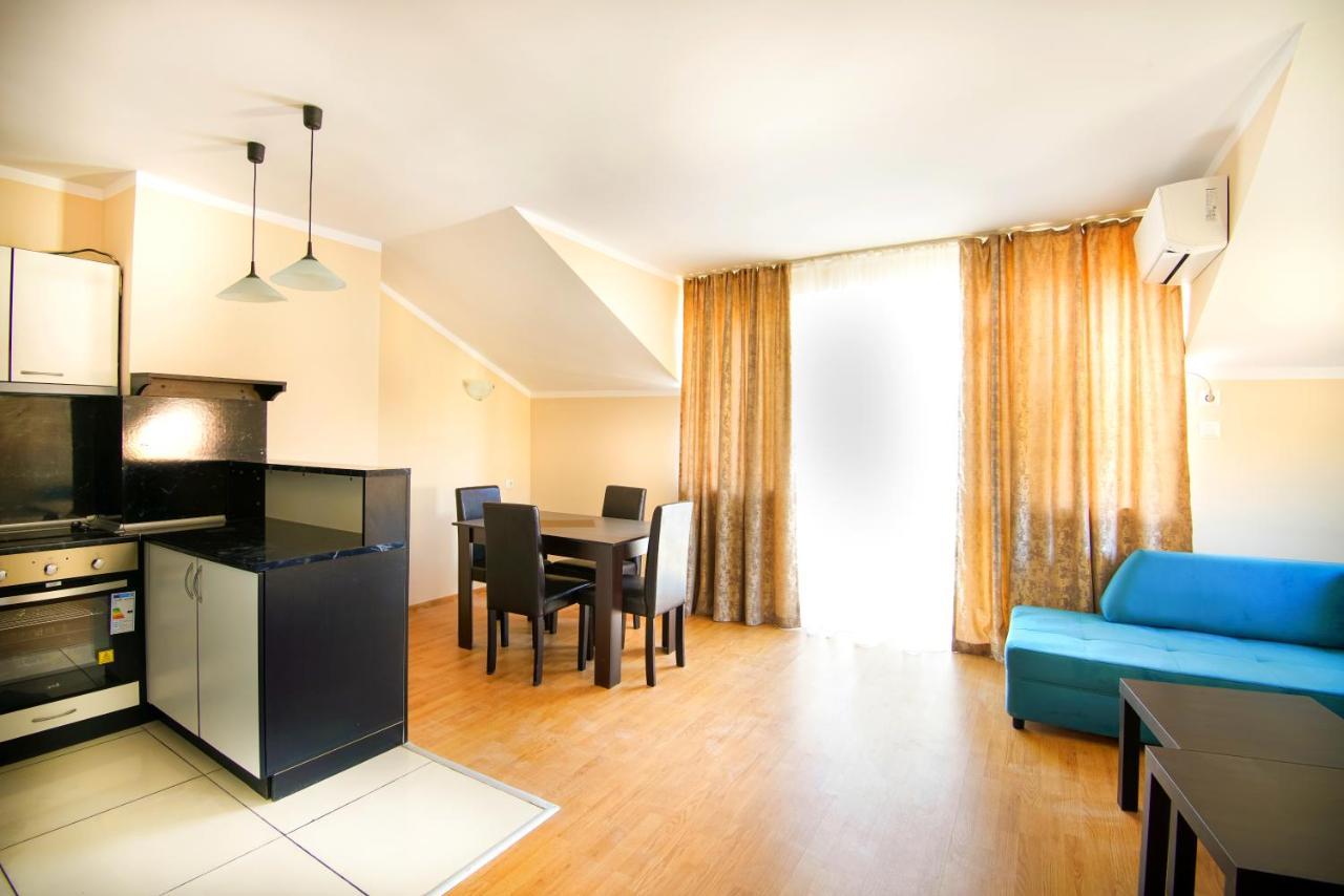 House With Garden Hotel Pomorie Ngoại thất bức ảnh