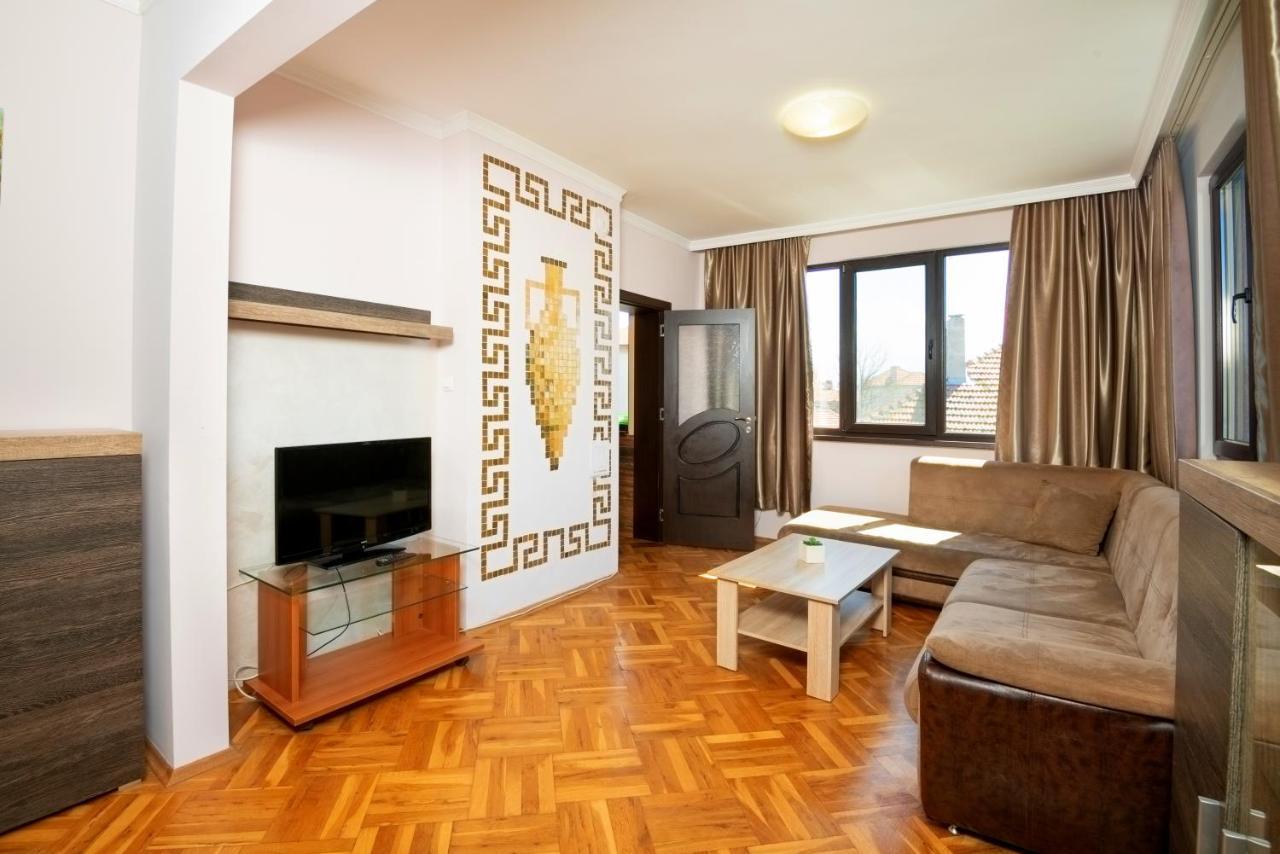 House With Garden Hotel Pomorie Ngoại thất bức ảnh